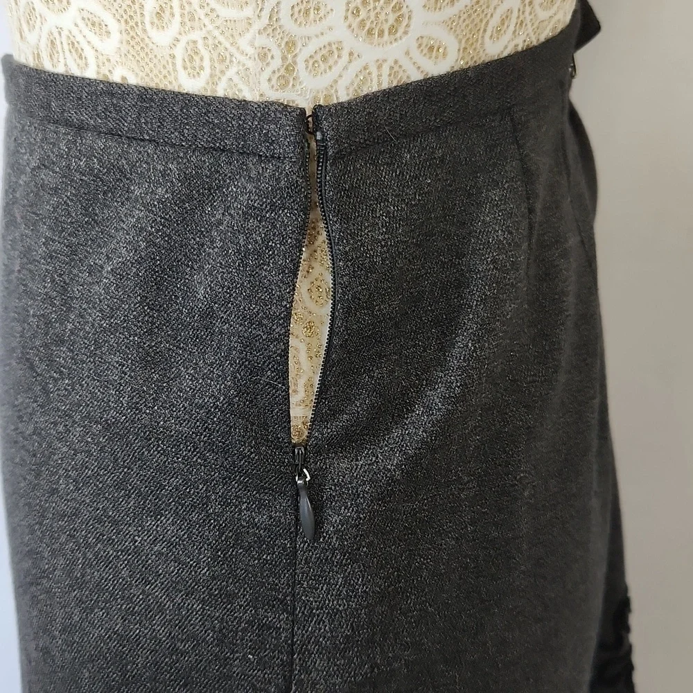 Anne Taylor Loft Petite Black Embroidered Lined Wool Blend Side Zip A Line Skirt